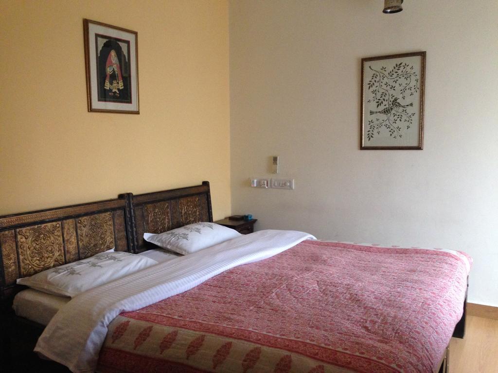 Chhoti Haveli Bed and Breakfast New Delhi Exteriör bild